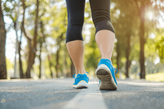 Atrito nas coxas ao caminhar: 5 soluções que funcionam